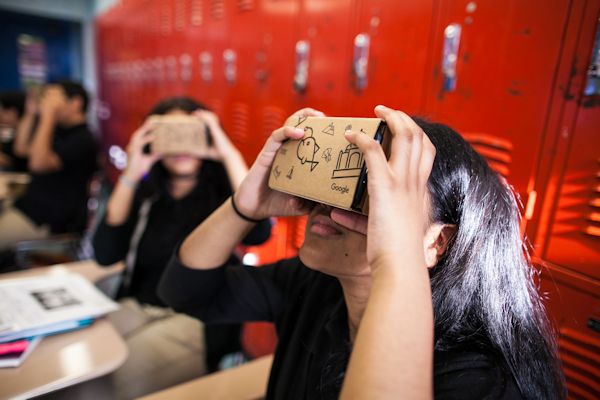 Students using Google Expeditions